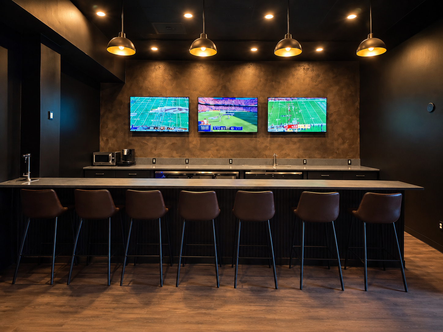 Bar seating at Albatross Golf Lounge